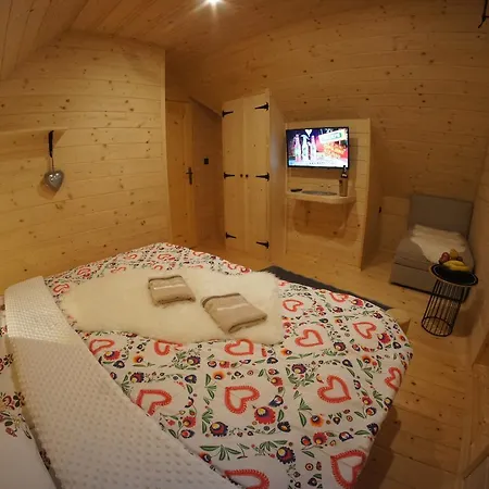 Goralska Osada - Lux 木屋 卡尔帕奇